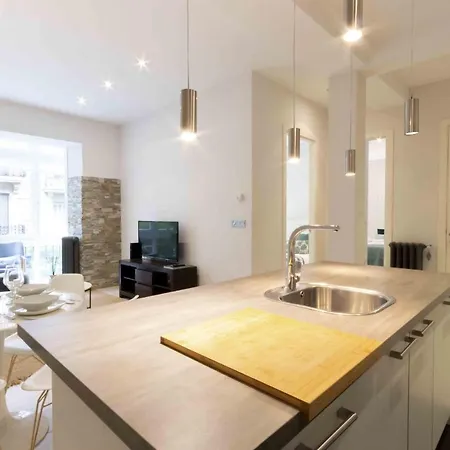 The Collection - Wals سان سيباستيان