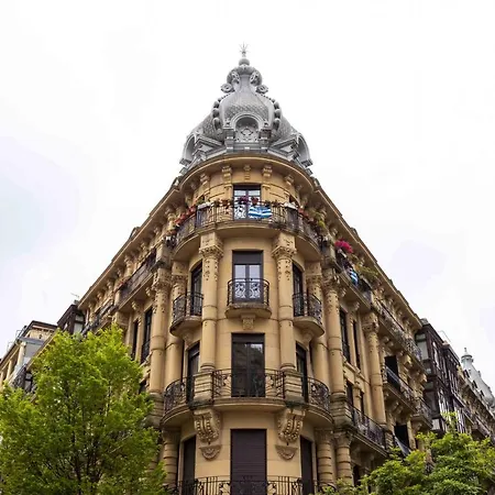 The Collection - Wals * San Sebastian